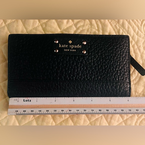 kate spade Handbags - Kate Spade Wallet